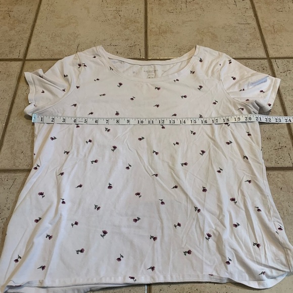 Reitmans R Essentials White Floral T-shirt XXL - Picture 3 of 8